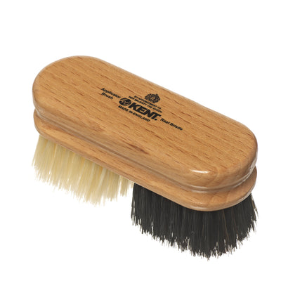 Finest Pure Black and White Bristle Duo Applicator Shoe Brush - SHOE APP